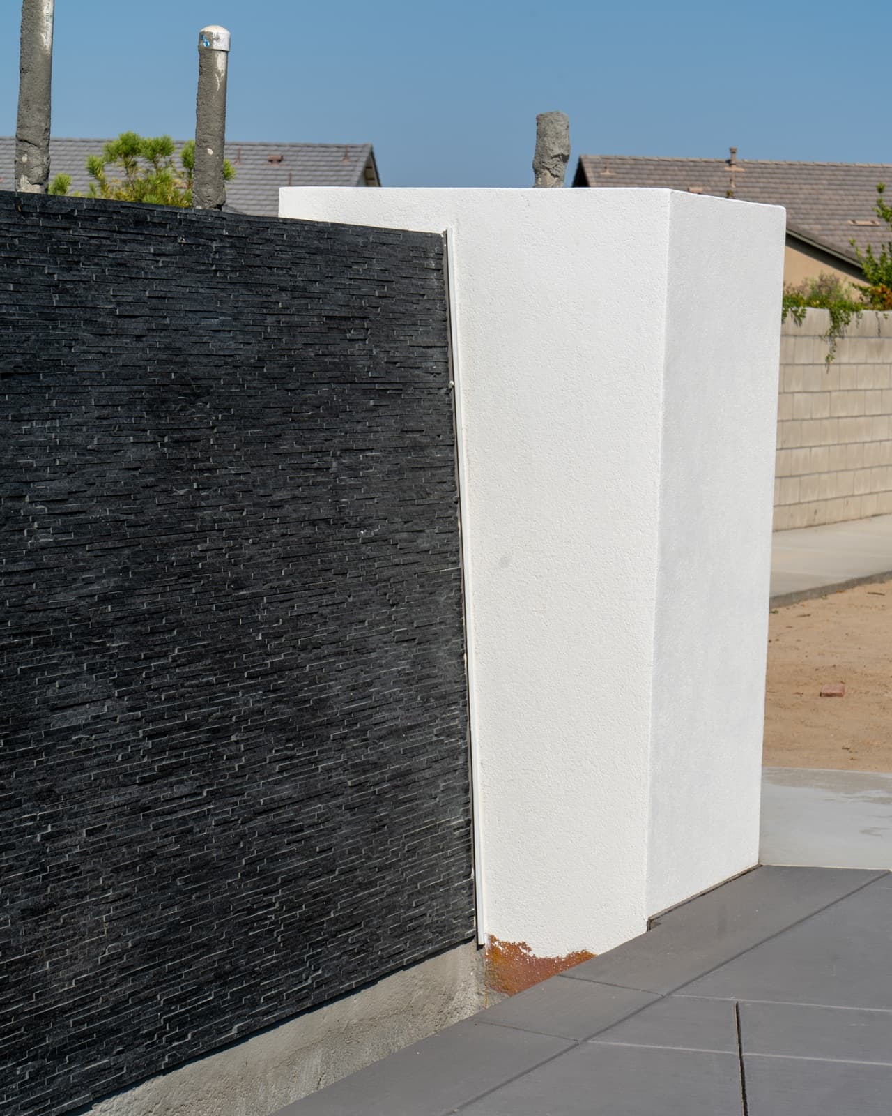 Feature wall — stacked stone and smooth stucco